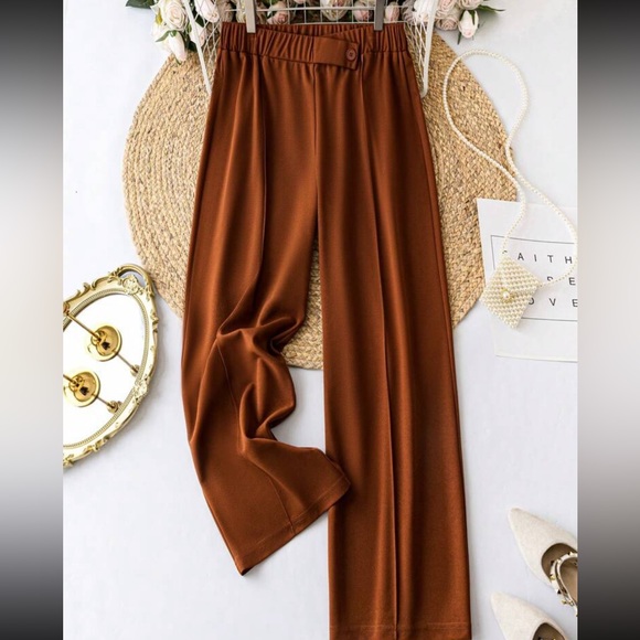 Solid wide leg elastic pant - Picture 1 of 3